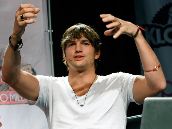 Las 10 celebridades más deportistas - #6. Ashton Kutcher